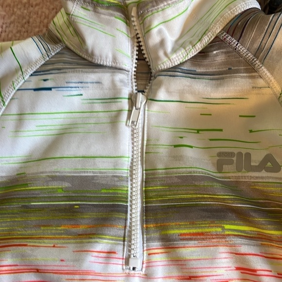 Fila sport running athletic top. White with multi-colored stripes. Size Medium - Picture 12 of 12